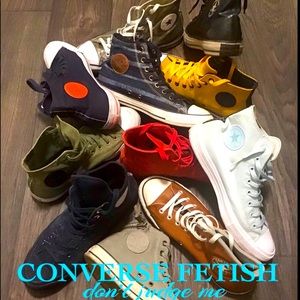 Men’s Converse Sneakers